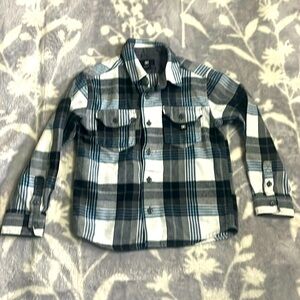 EUC DC Flannel Shirt Black/?Blue Plaid  Button Up -chest pockets Sz S (5) Boys